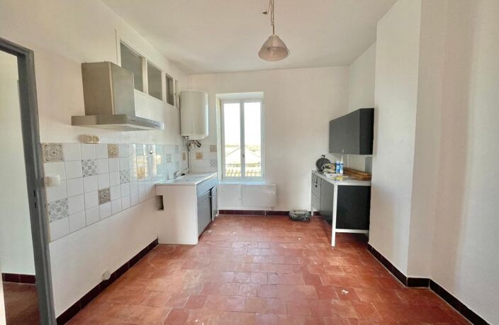 T2 AVEC BEAUX VOLUMES, VUE PIC SAINT LOUP — photo 5