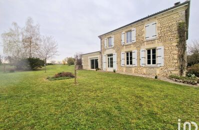 vente maison 372 000 € à proximité de Réaux-sur-Trèfle (17500)