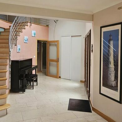 Maison 6 pièces 548000 €