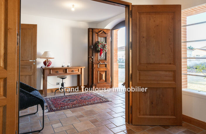 Villa T8 Proche Golf, Rés fermée, Exc. état, 245m2 hab, Living 5 — photo 3