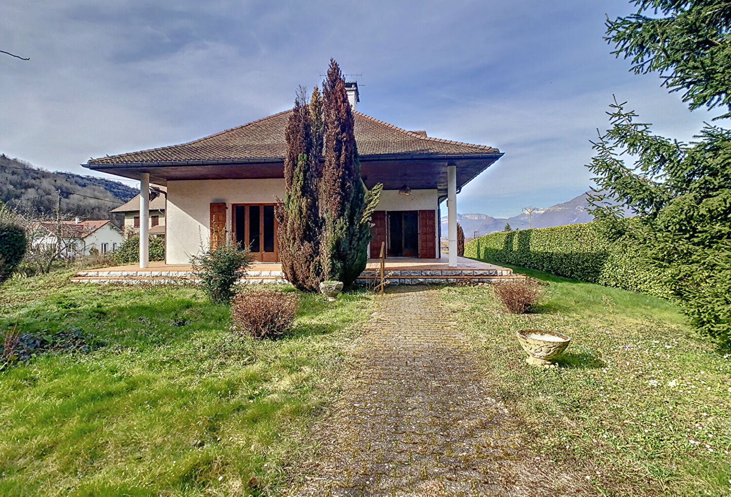 Vente maison   Chapareillan (38530) — photo 1