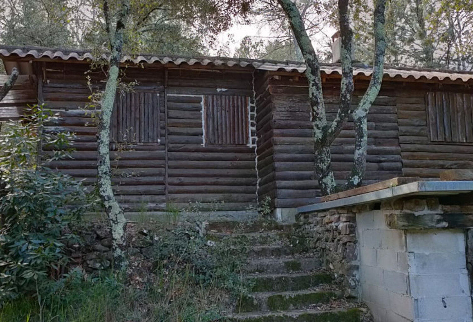 Terrain de loisirs de 3400 m² à Pignans — photo 1