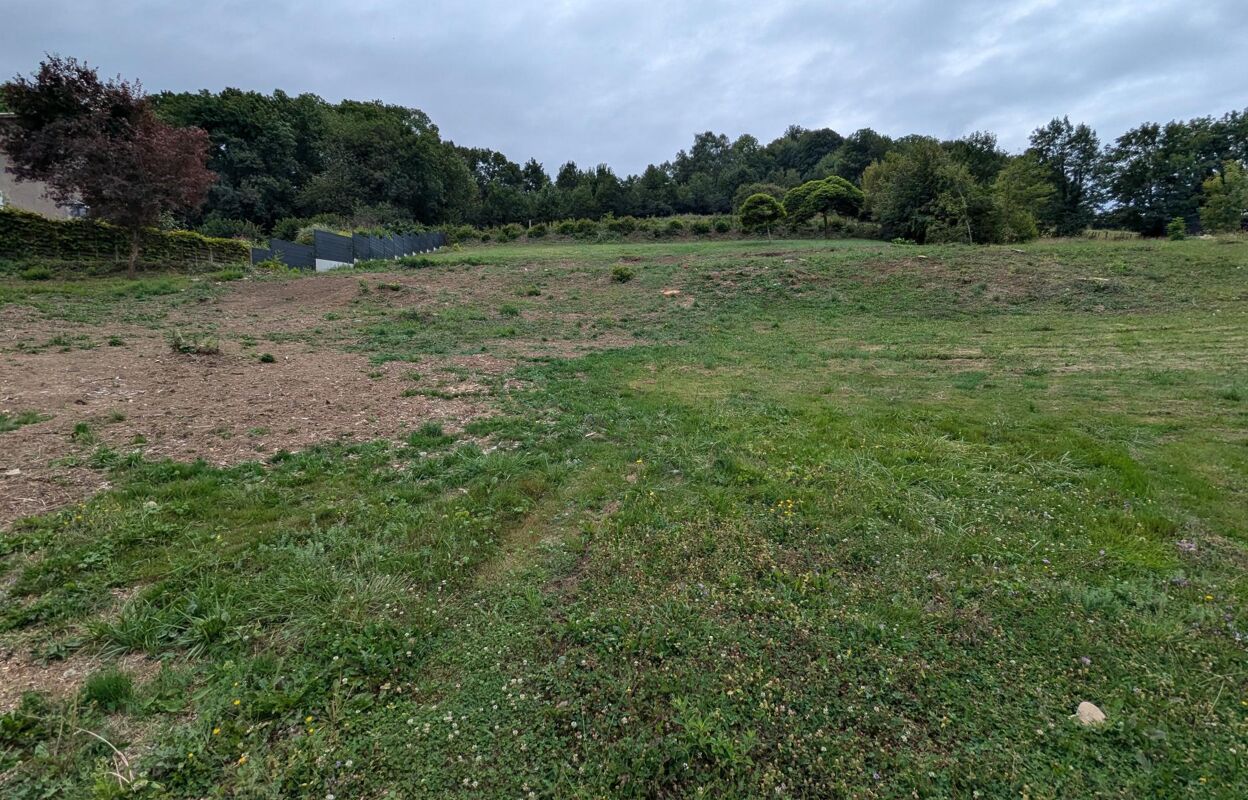 terrain  pièces 600 m2 à vendre à Brié-Et-Angonnes (38320)