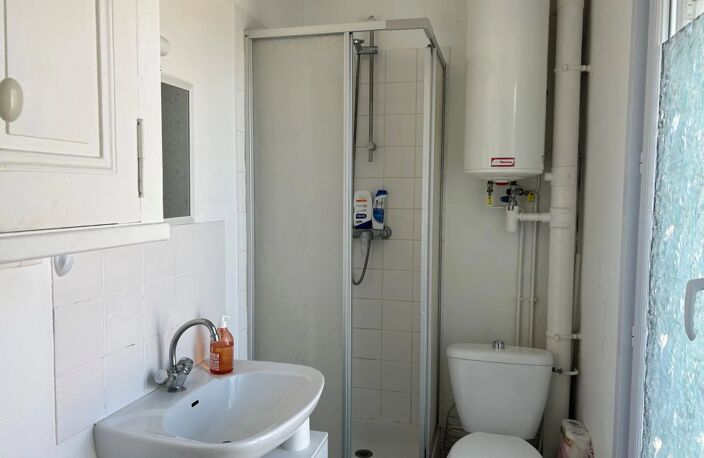 A LOUER - Appartement 1 pièce GALLARDON — photo 3