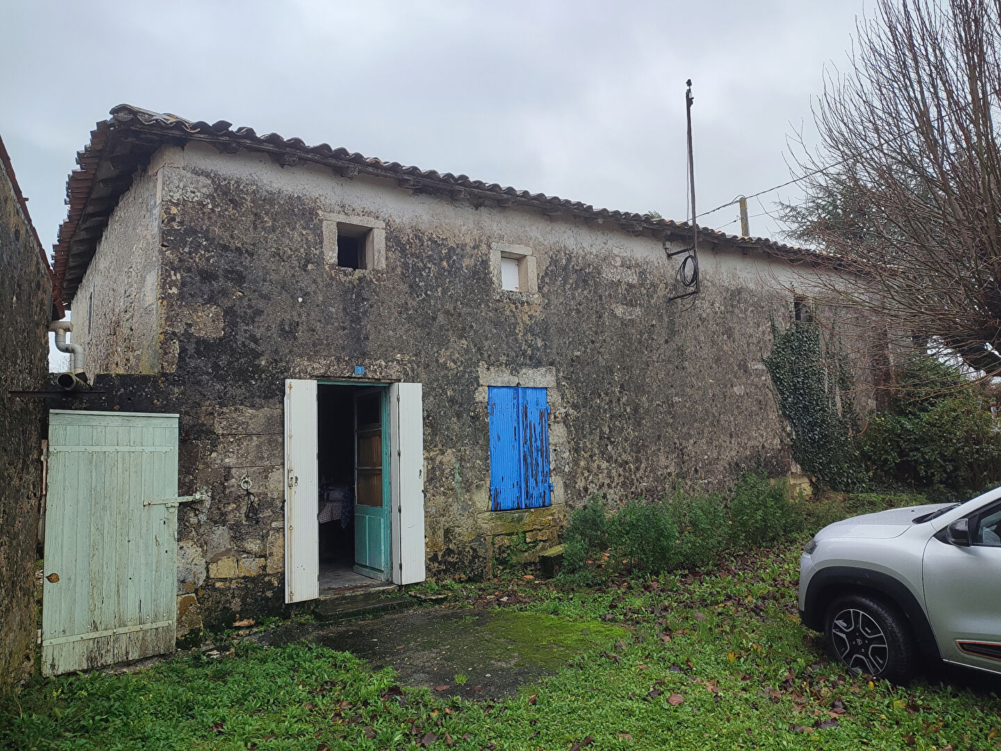 Villa / Maison  T1 à vendre Saint-Ciers-du-Taillon 17240