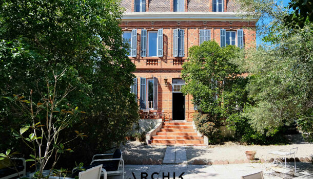 Villa / Maison 10 pièces  à vendre Marseille 16eme 13016