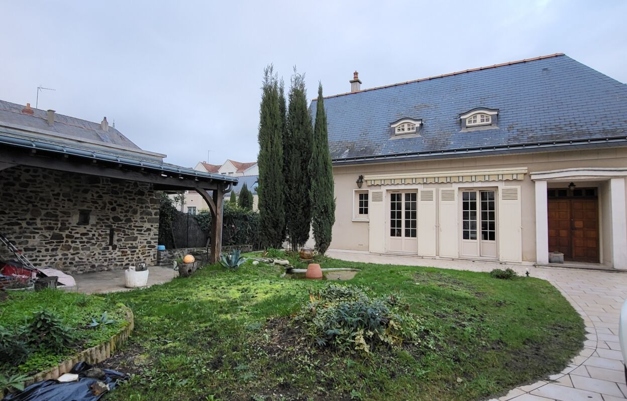 maison 12 pièces 408 m2 à vendre à Chalonnes-sur-Loire (49290)