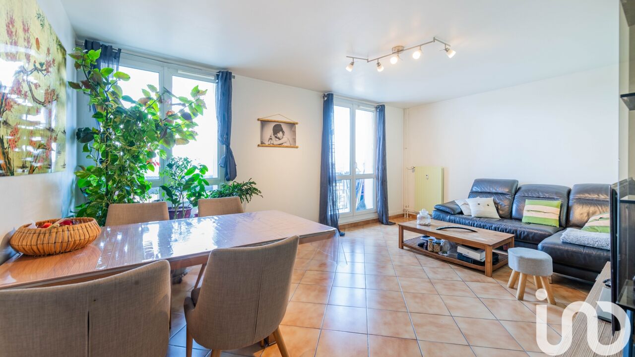 appartement 4 pièces 85 m2 à vendre à Roissy-en-Brie (77680)