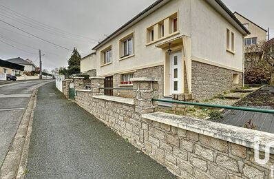 vente maison 220 000 € à proximité de Martigné-sur-Mayenne (53470)