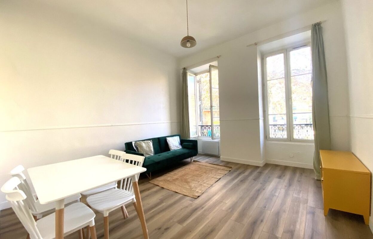appartement 3 pièces 73 m2 à louer à Nice (06000)