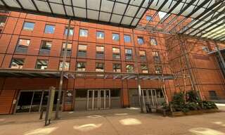 Bureau  404 m² à louer à Lyon 6 (69006)