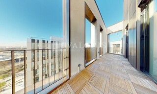 Bureau  2063 m² à louer à Villeurbanne (69100)