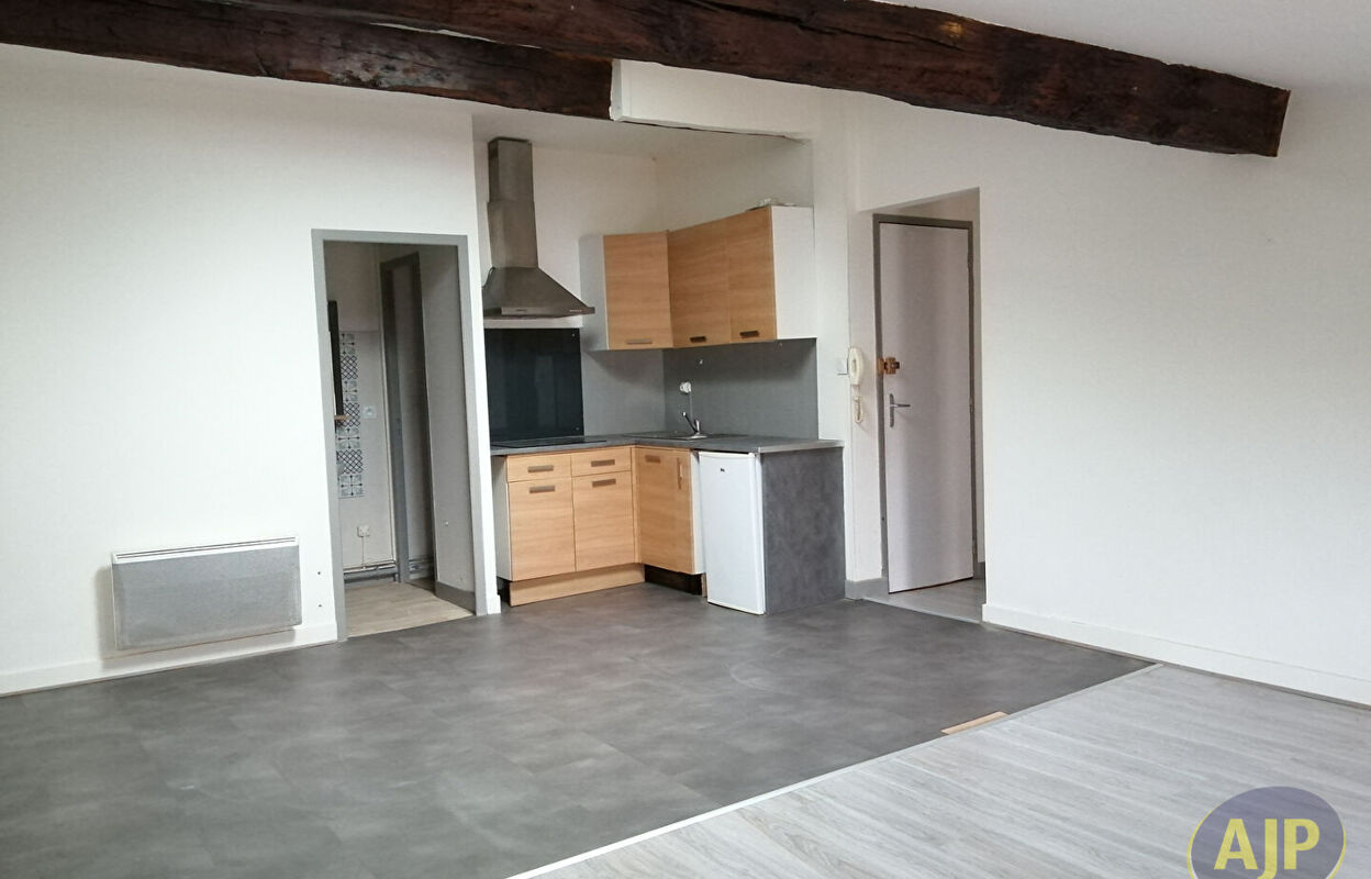 appartement 2 pièces 41 m2 à vendre à Saintes (17100)