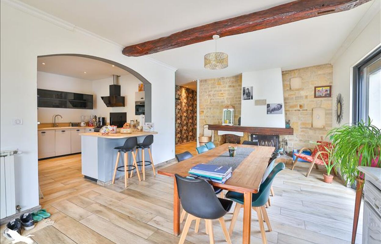 maison 5 pièces 186 m2 à vendre à Rouillac (16170)