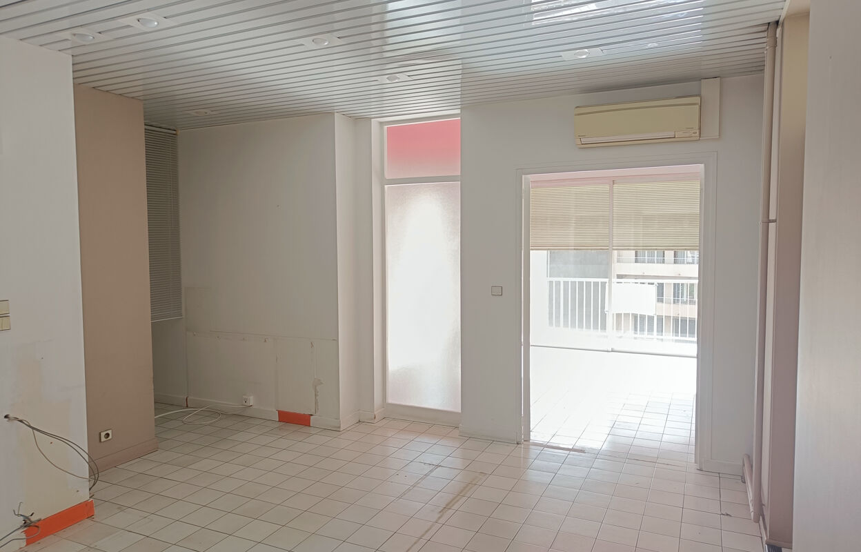 bureau 11 pièces 179 m2 à vendre à Valence (26000)