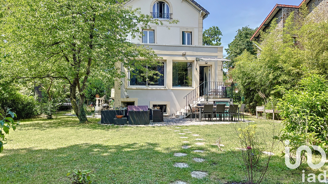 maison 9 pièces 245 m2 à vendre à Aulnay-sous-Bois (93600)