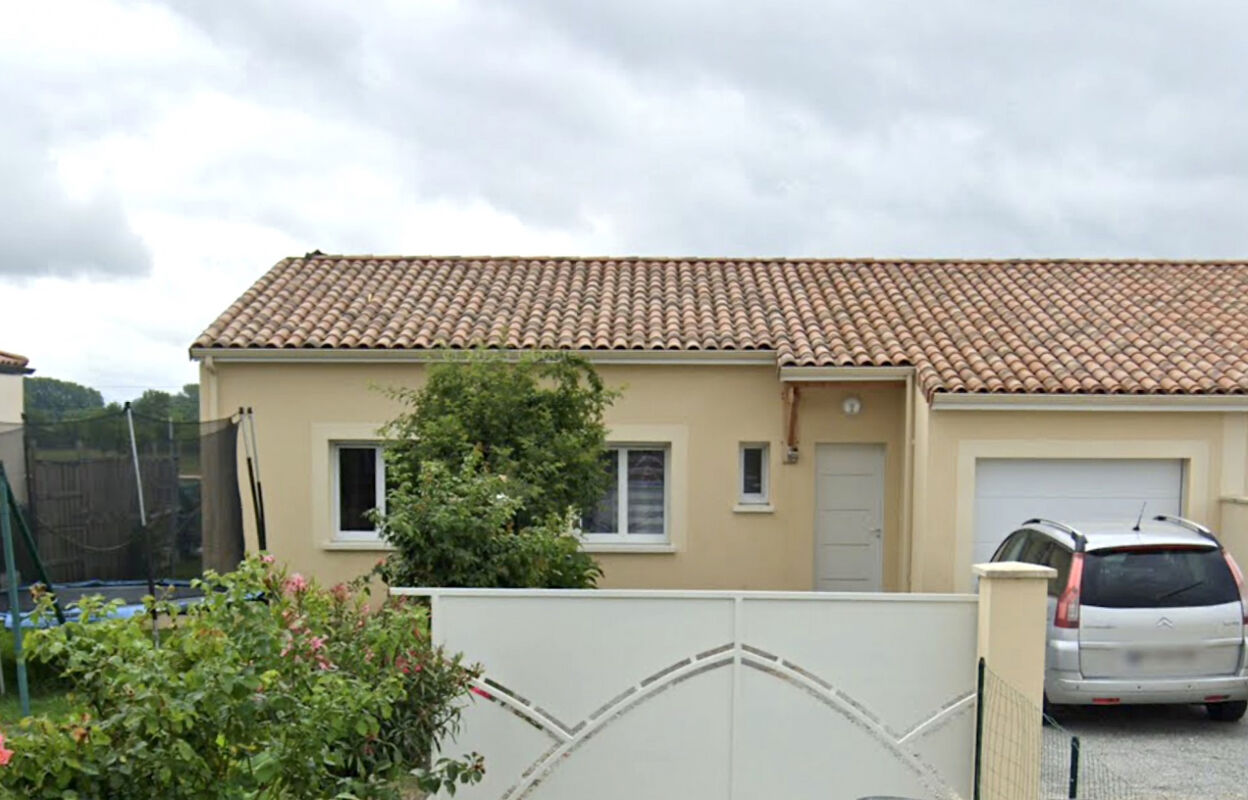 Vente maison 4 pièces 90 m² Sainte-Livrade-sur-Lot (47110)