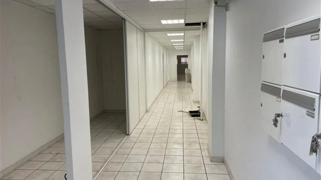 commerce 11 pièces 500 m2 à vendre à Nice (06300)