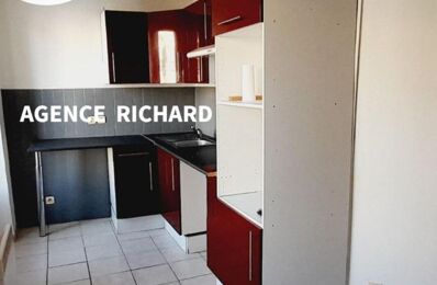 location appartement 610 € CC /mois à proximité de Saint-Mandrier-sur-Mer (83430)