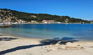 Commerce  300 m² à vendre à Saint-Mandrier-sur-Mer (83430)