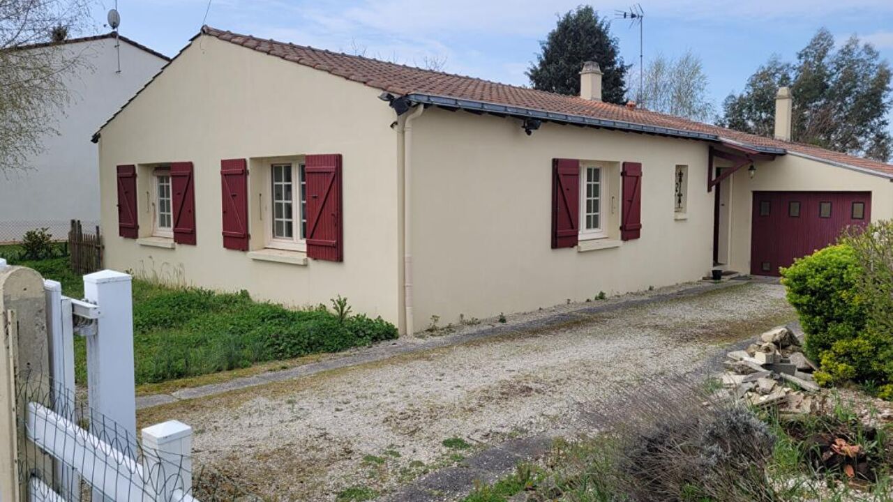 maison 5 pièces 118 m2 à vendre à Fontenay-le-Comte (85200)