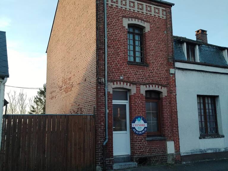 Exclusivité BRUYERE IMMOBILIER Maison à rénover — photo 1