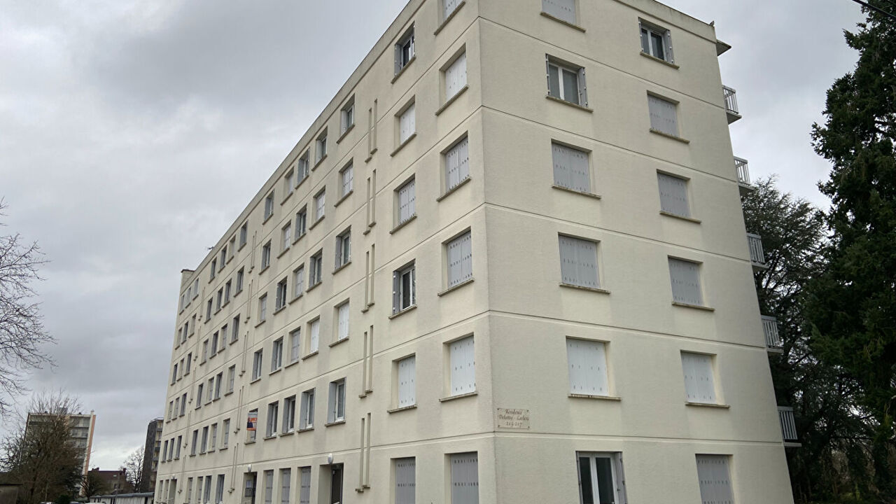 appartement 3 pièces 63 m2 à vendre à Châteauroux (36000)