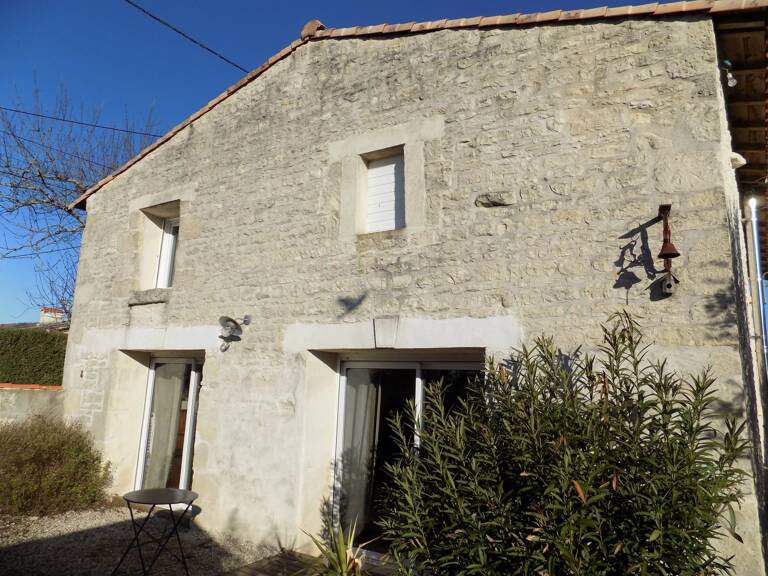 Maison à louer de 98.38m²  à BEAUVOIR SUR NIORT. — photo 1