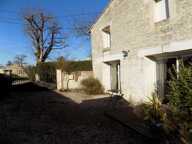 Maison à louer de 98.38m²  à BEAUVOIR SUR NIORT. — photo 2