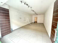 Local commercial de 29m² en plein centre de l'Isle-Jourdain — photo 3
