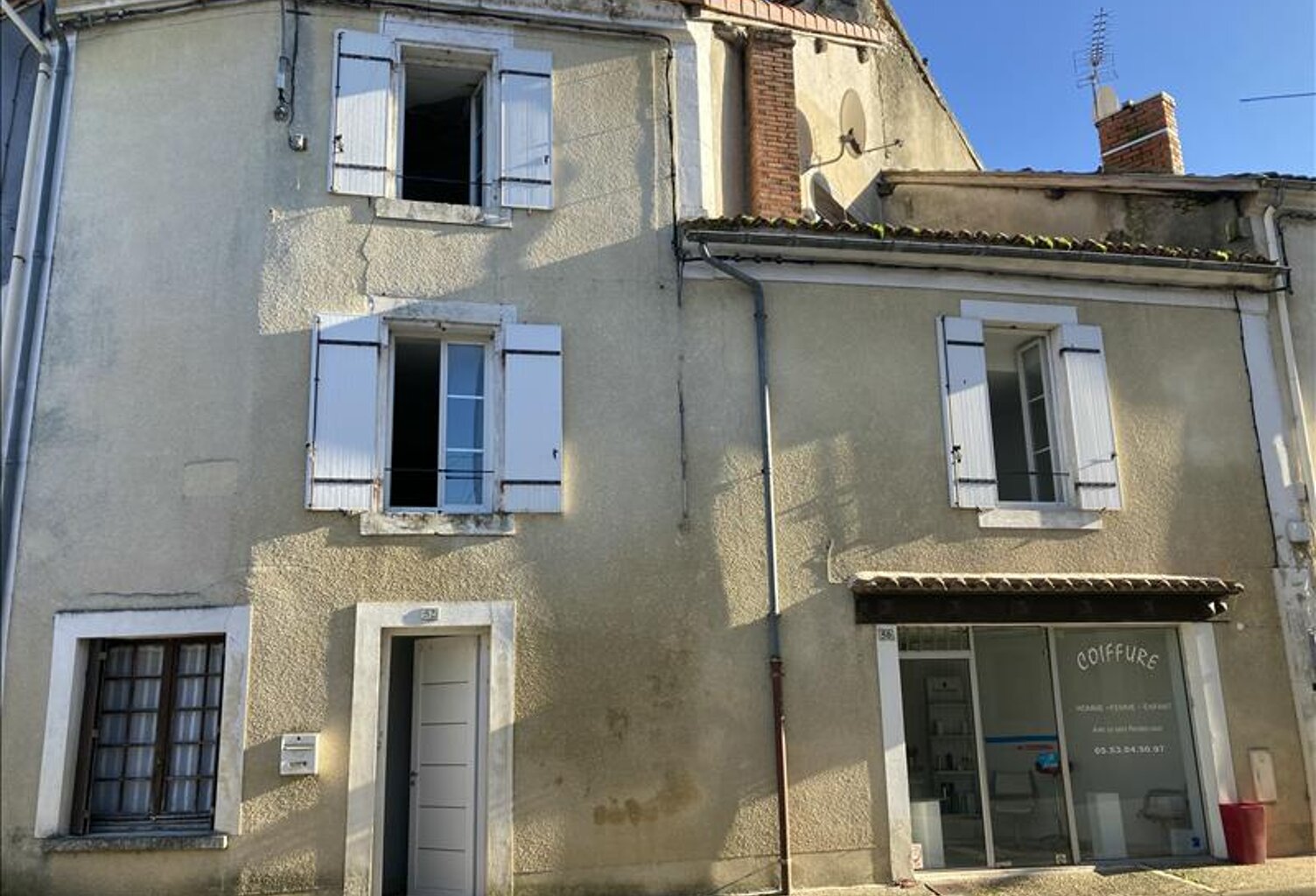 Vente immeuble   Lisle (24350) — photo 1