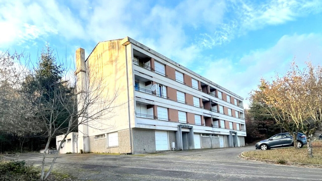 immeuble  pièces 1923 m2 à vendre à Mâcon (71000)