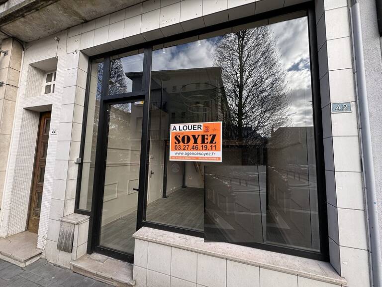 Commerce VALENCIENNES — photo 1