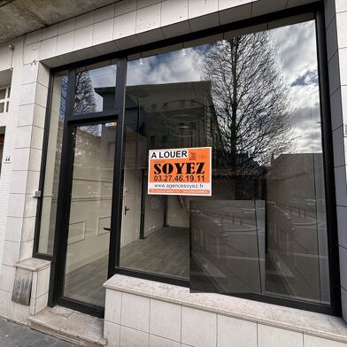 Local industriel  750 €