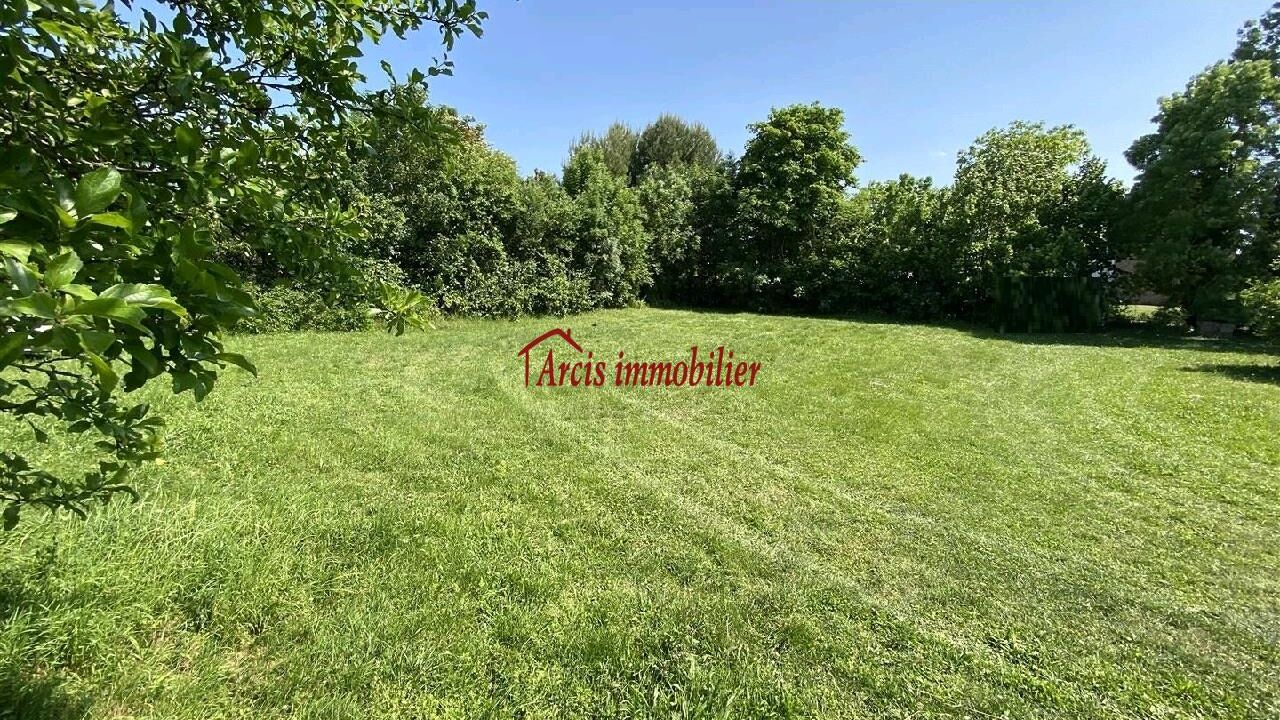 terrain  pièces 1392 m2 à vendre à Arcis-sur-Aube (10700)