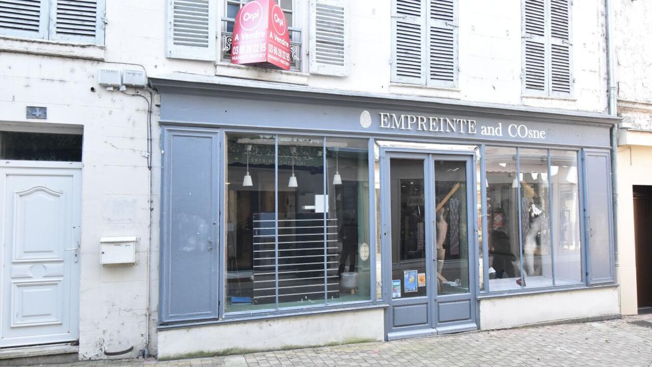 commerce  pièces 85 m2 à vendre à Cosne-Cours-sur-Loire (58200)