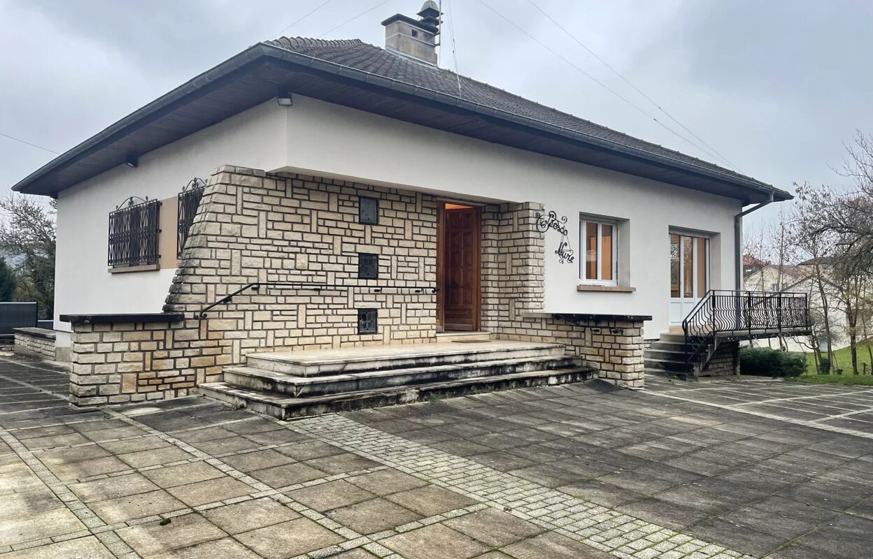 maison 5 pièces 191 m2 à Neufchâteau (88300)