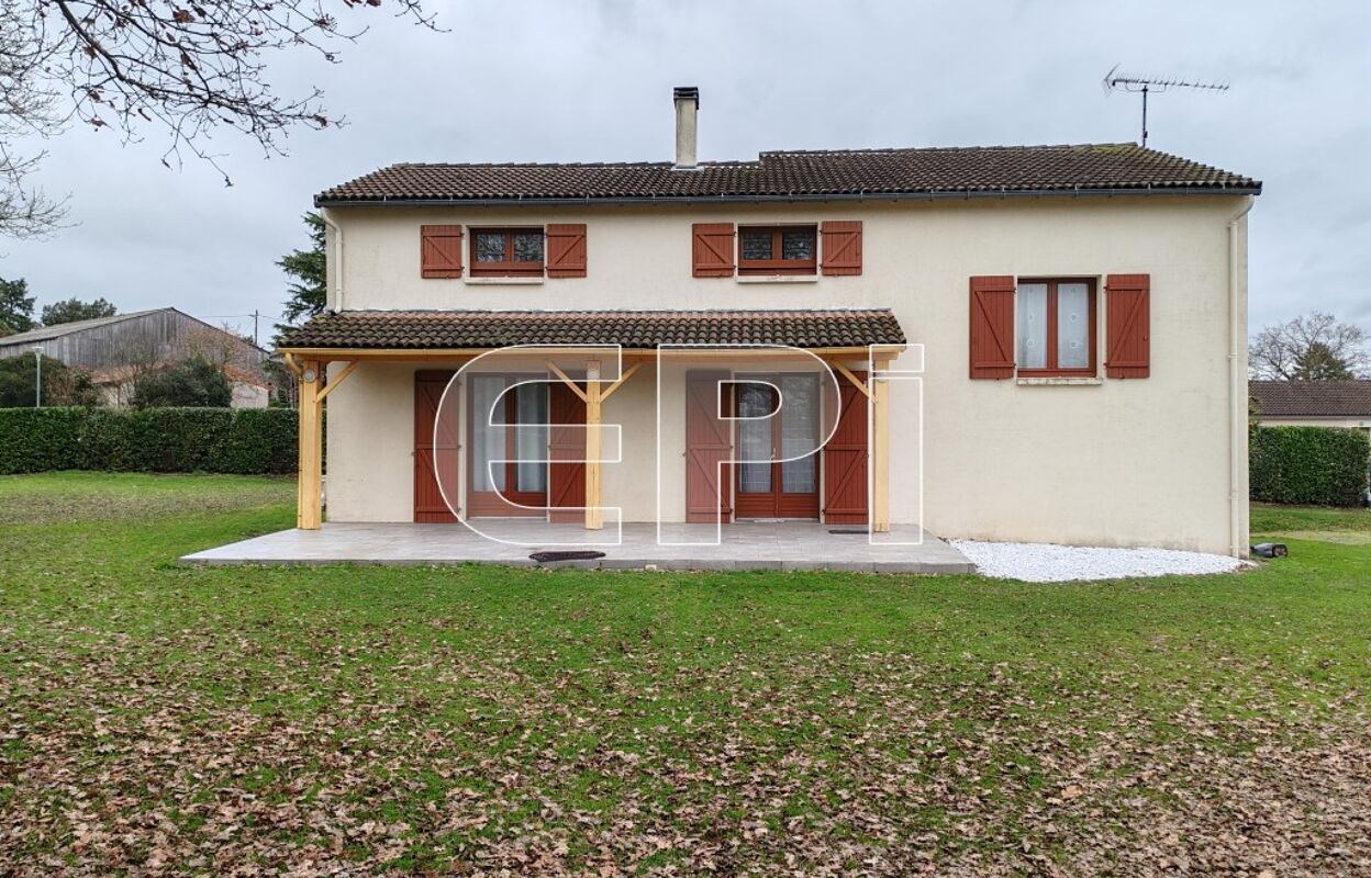 maison 7 pièces 142 m2 à vendre à Argenton-les-Vallées (79150)