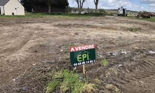 Terrain  667 m² à vendre à Saumur (49400)