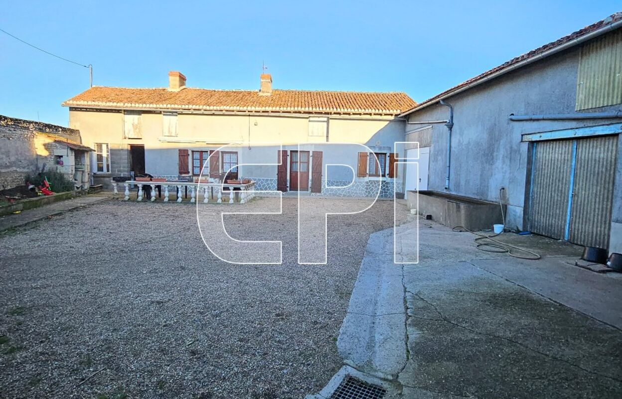maison 5 pièces 80 m2 à vendre à La Tour-Saint-Gelin (37120)