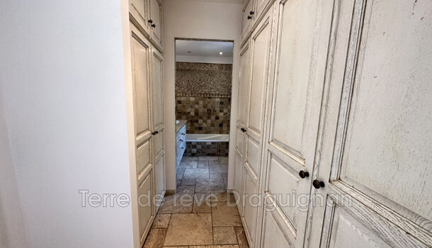 Villa / Maison 5 pièces  à vendre Sillans-la-Cascade 83690