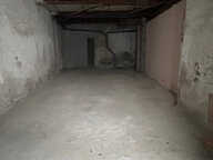 Nay hyper centre garage de 50m² — photo 3