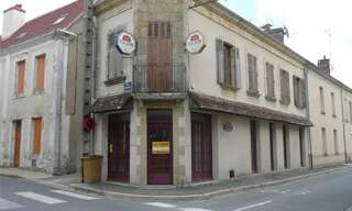 Commerce 4 Pièces 90 m² à vendre à Levroux (36110)