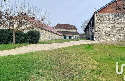 maison 10 pièces 230 m2 à vendre à Lendou-en-Quercy (46800)