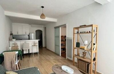 location appartement 1 400 € CC /mois à proximité de Le Pian-Médoc (33290)