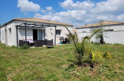 vente maison 268 500 € à proximité de Breuil-Magné (17870)