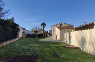 vente maison 222 600 € à proximité de Saint-Fort-sur-Gironde (17240)