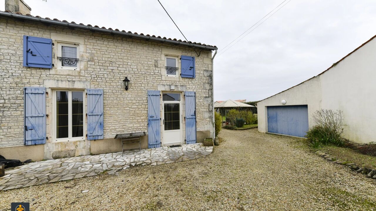 maison 6 pièces 186 m2 à Vallans (79270)