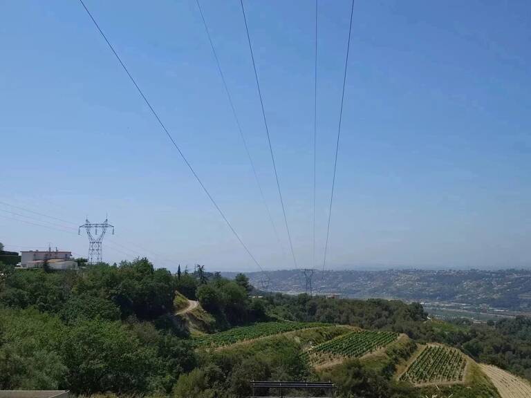 TERRAIN - CREMAT — photo 1