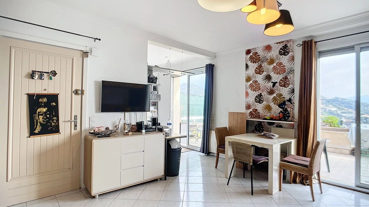 appartement 2 pièces 51 m2 à vendre à Nice (06100)